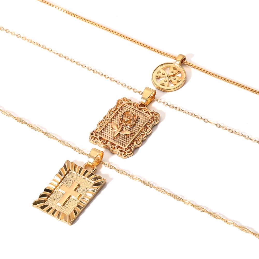 Gold Square Pendant Cross Layered Necklace - Picture 2 of 4